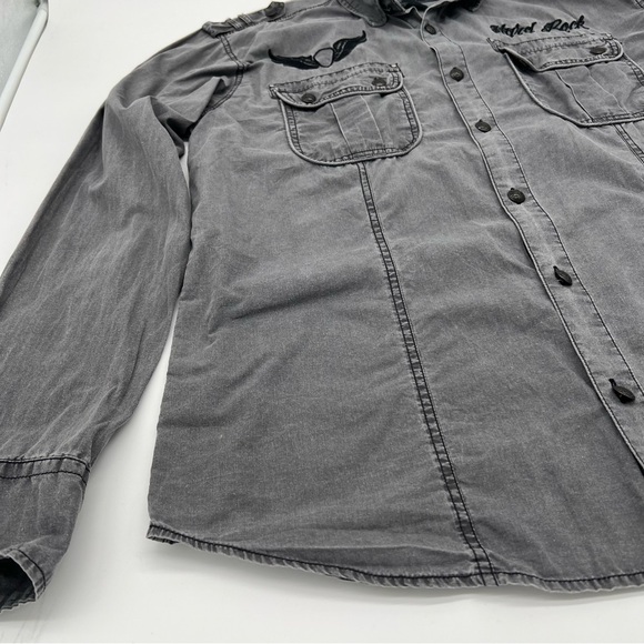 Hard Rock Cafe‎ Shirt Size Large Gray Embroidered Vegas Rock Utility Button Down - Picture 9 of 16